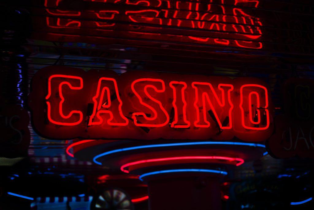 Live Casino, Slots & Online Casino Games